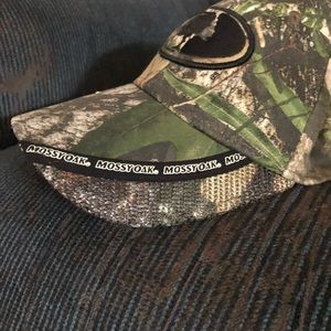 Mossy oak flex fit hat
